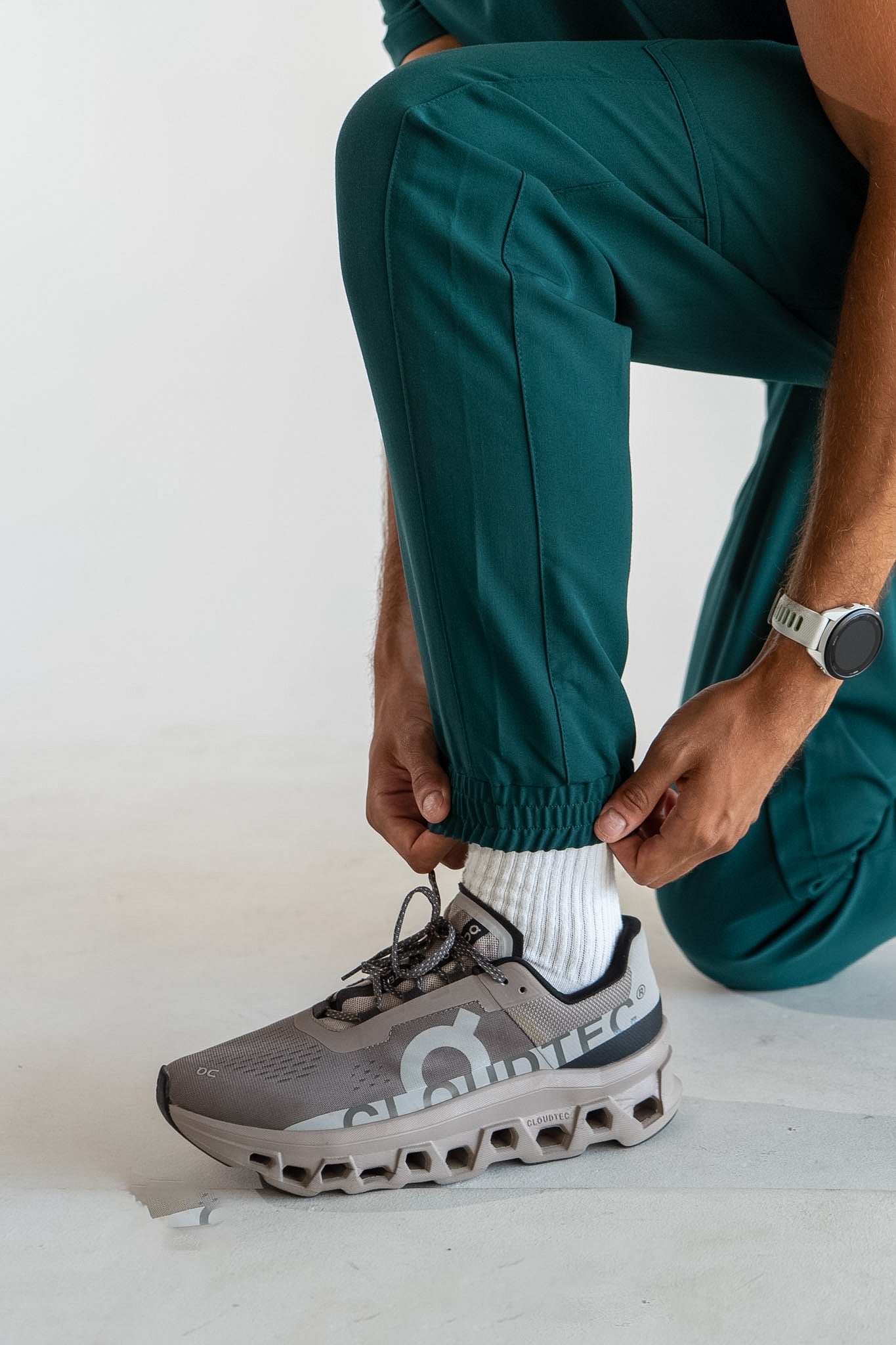 Kian Jogger Scrub Pants - Pine