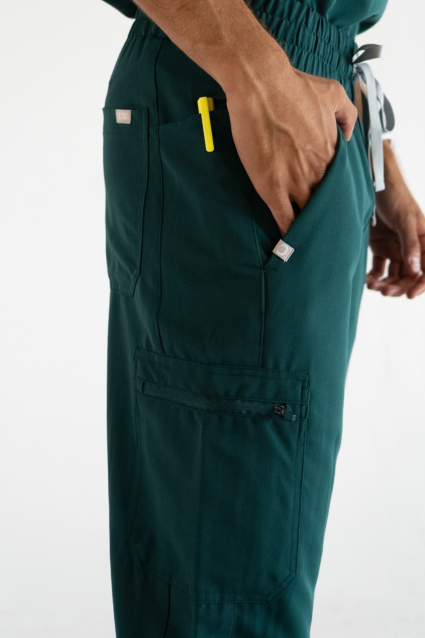 Kian Jogger Scrub Pants - Pine