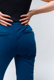 Pantalon de gommage Anastasia Jogger - Bleu Abysse