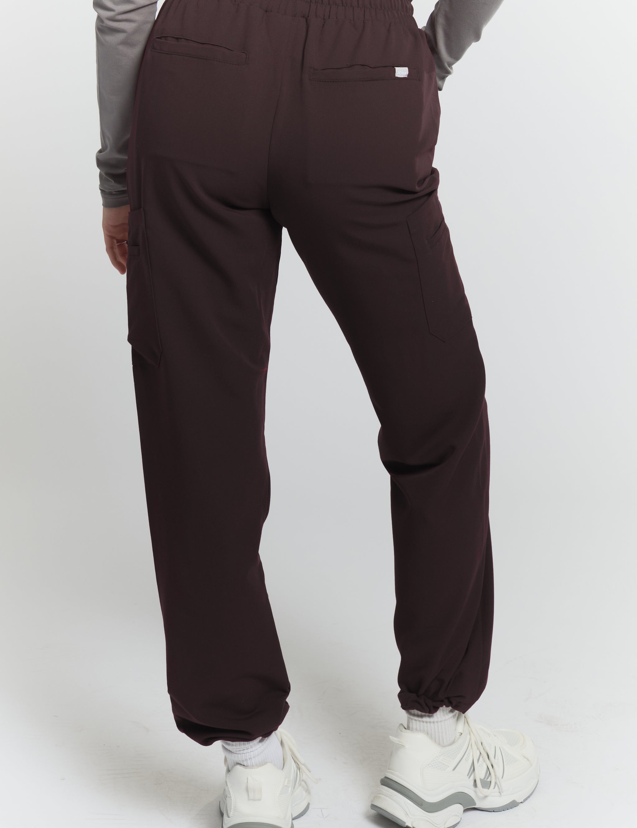 canada-lulu-straight-leg-scrub-pants-women-espresso.jpg