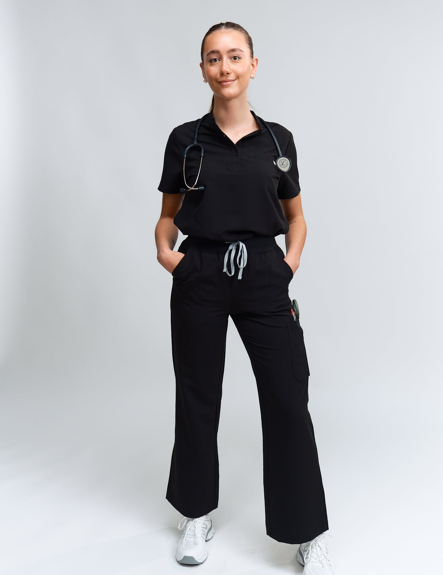 female-canada-joiia-ace-wide-leg-scrub-pants-black.jpg