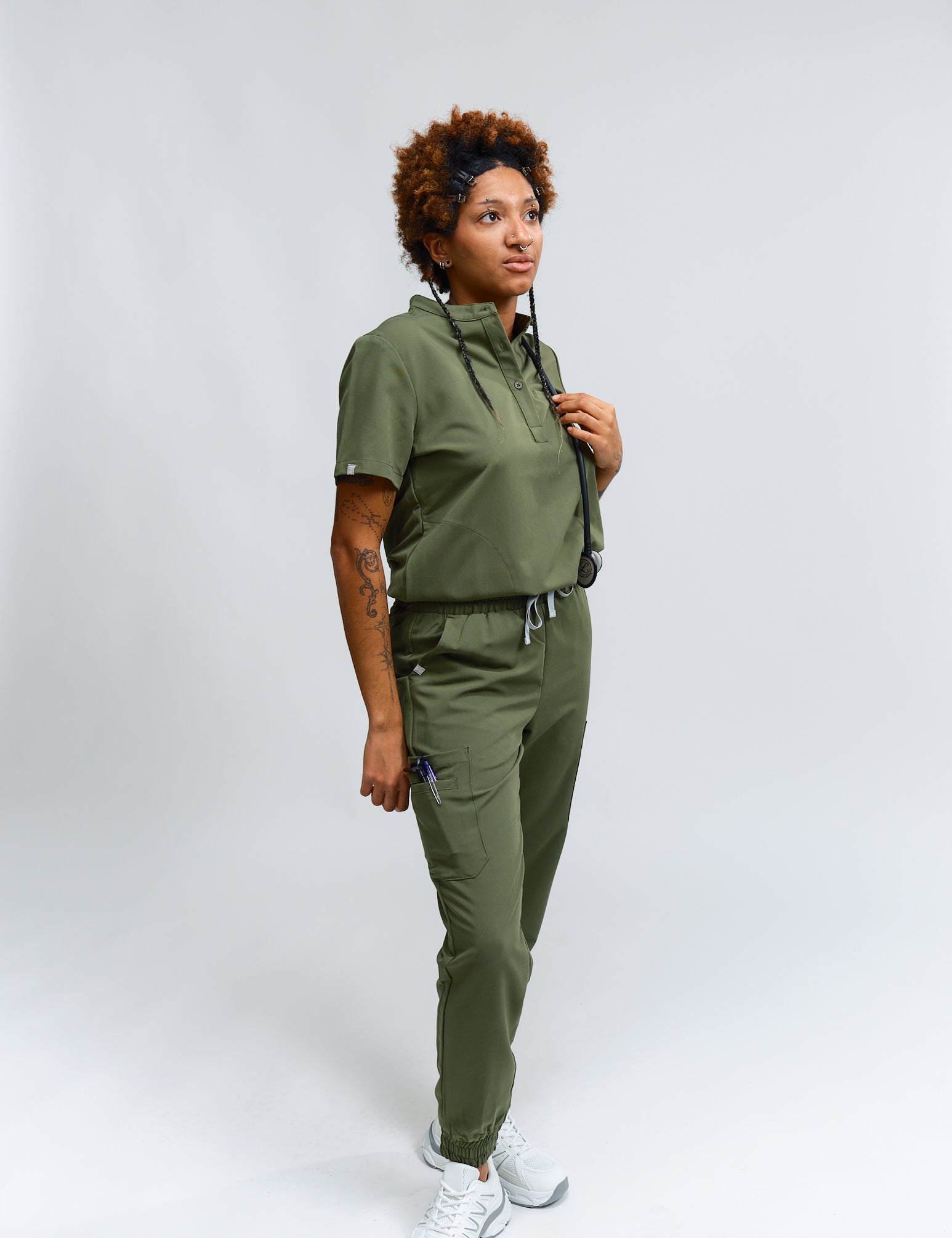 female-joiia-anastasia-jogger-scrub-pants-mossy-green-canada.jpg
