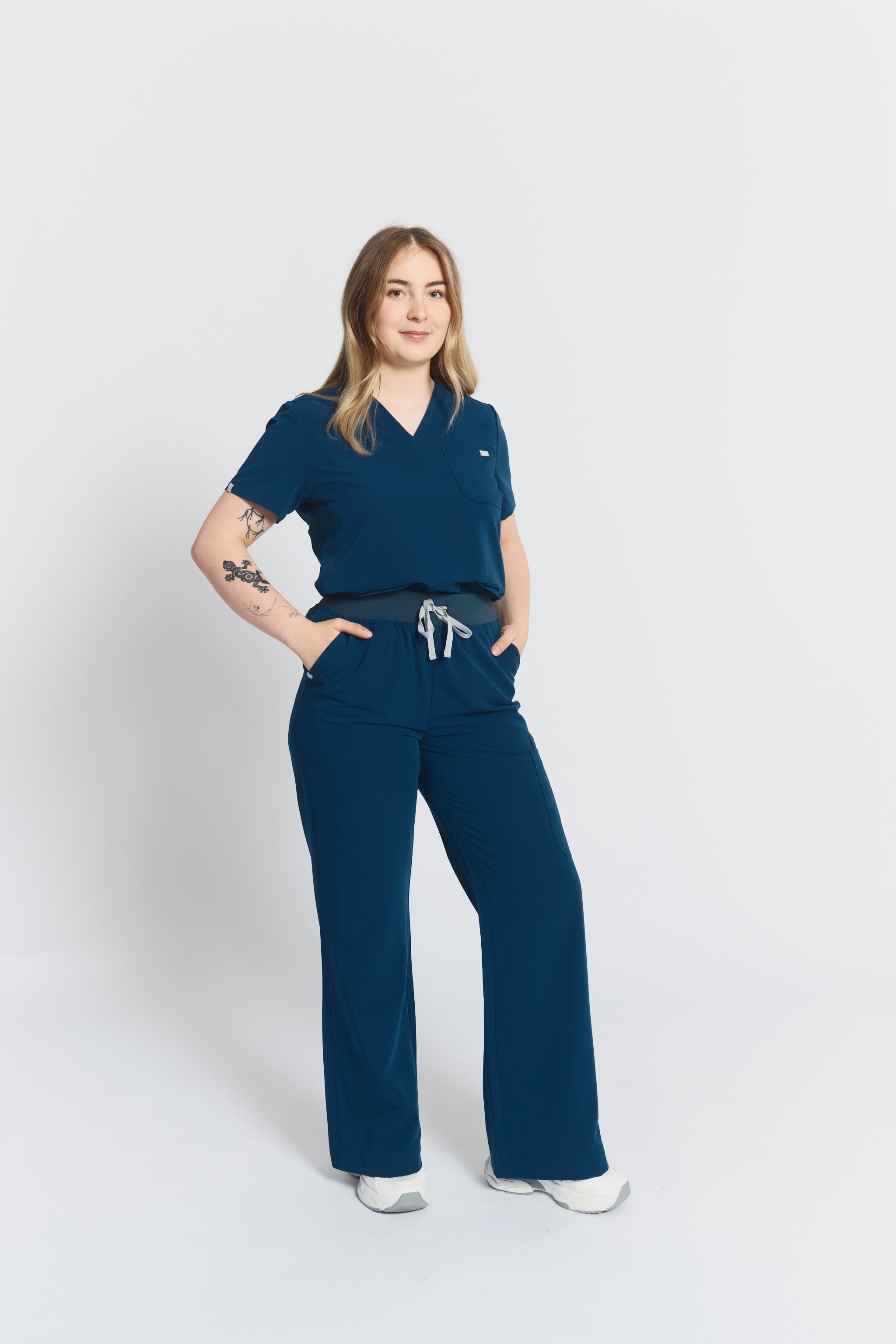 Pantalon de gommage ACE à jambes larges – Bleu abyssal