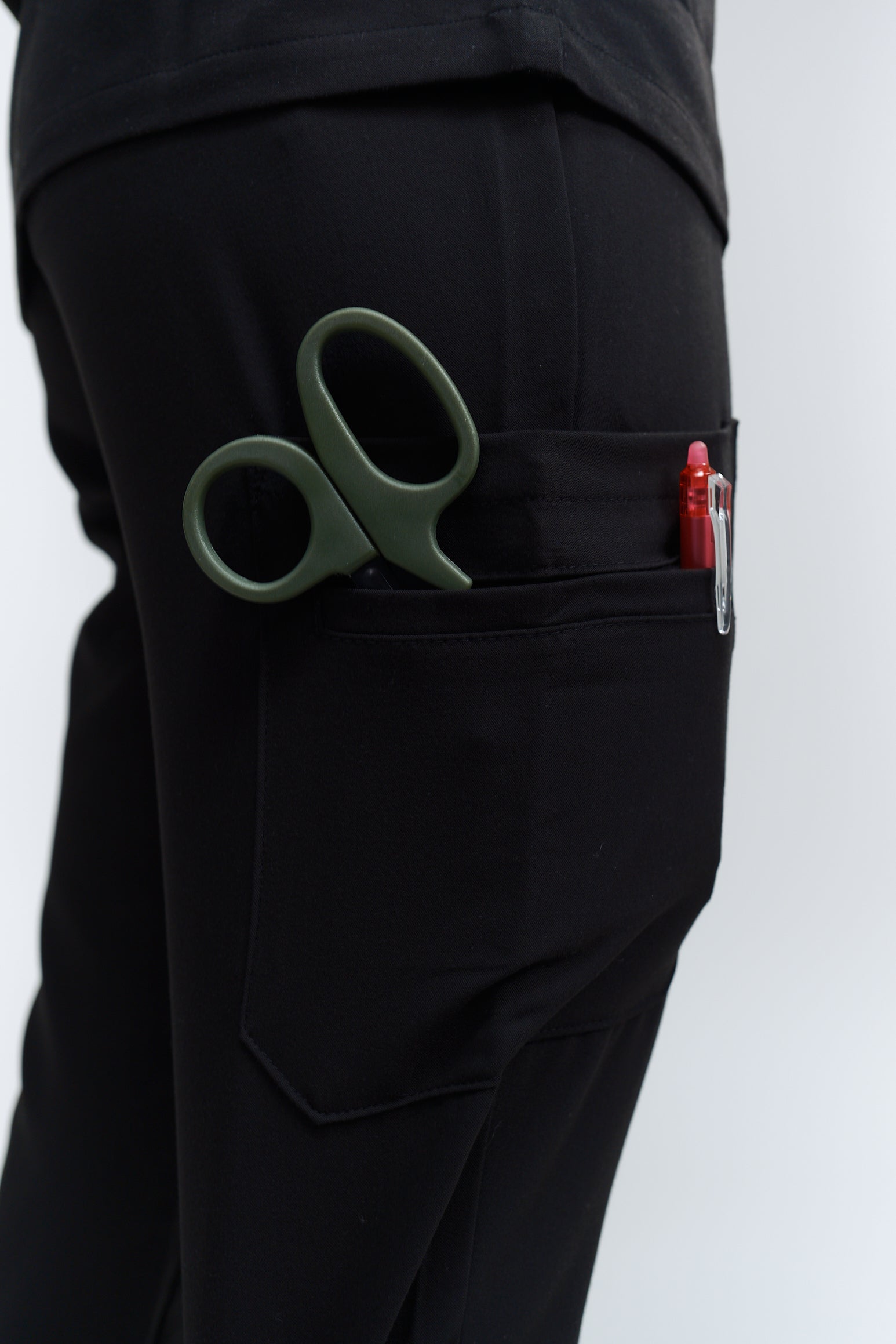 Anastasia Jogger Scrub Pants - Black