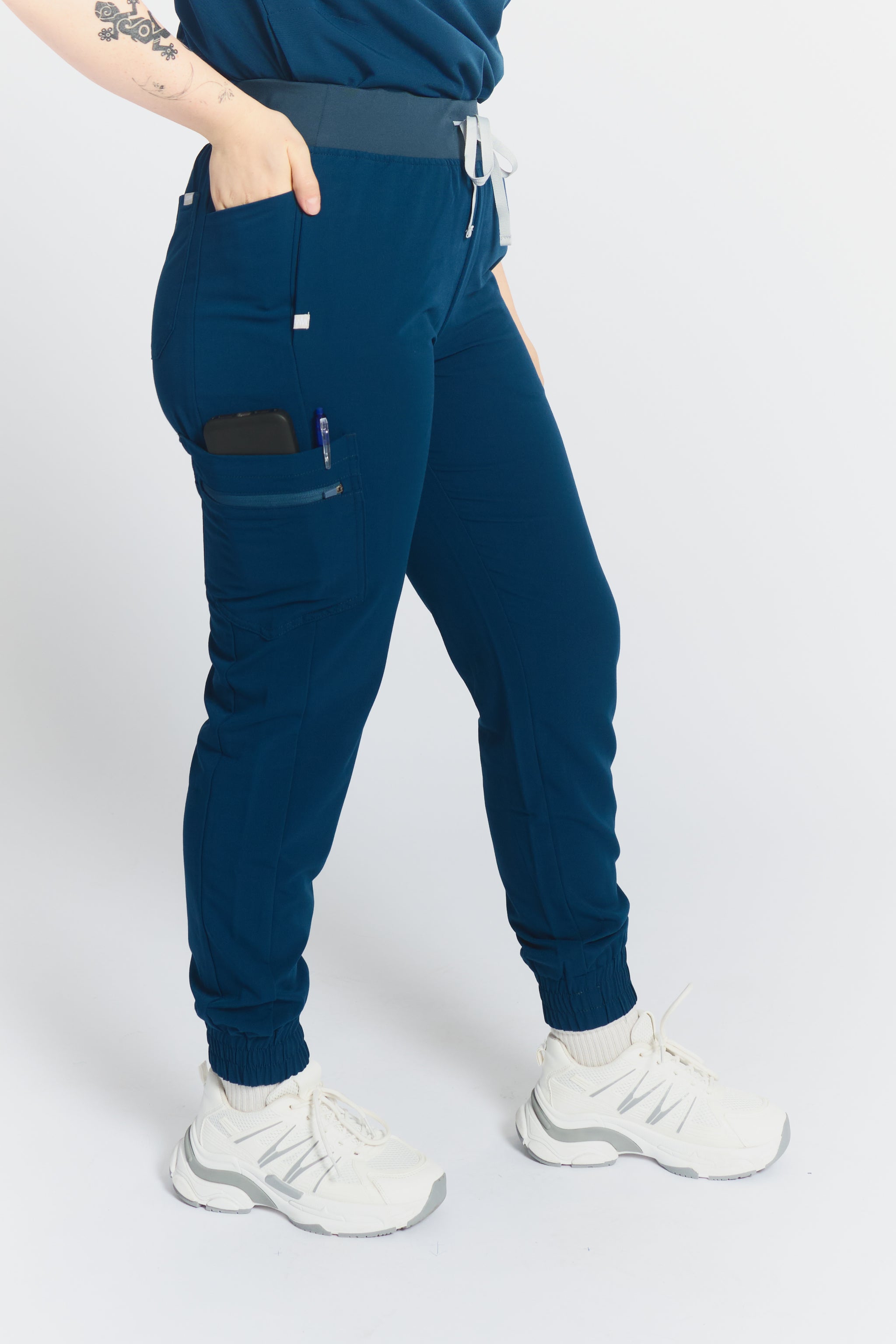 Pantalon de jogging de gommage Elodia - Bleu Abysse