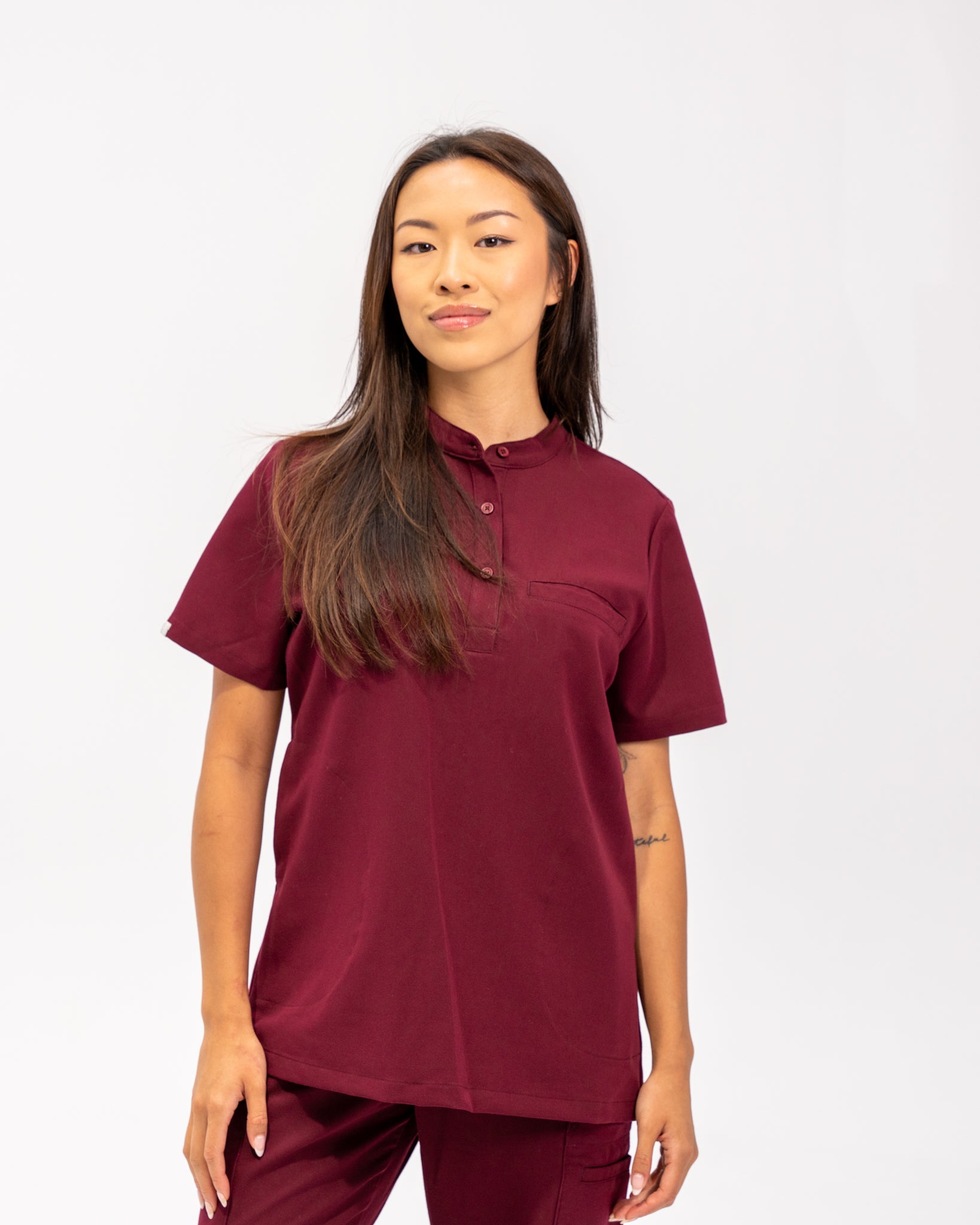 joiia-gloria-scrub-top-burgundy-red-female-canada.jpg