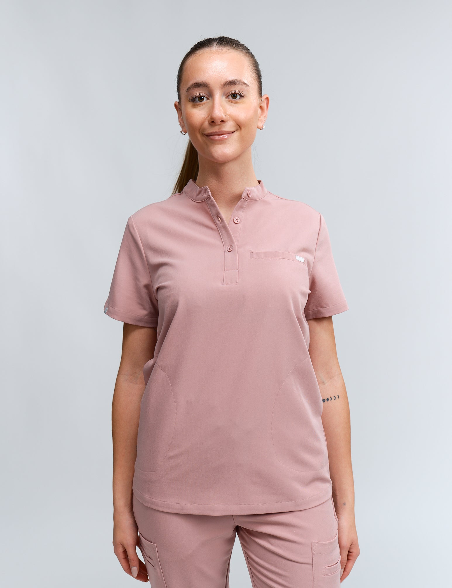 joiia-gloria-scrub-top-rosewood-female-canada.jpg