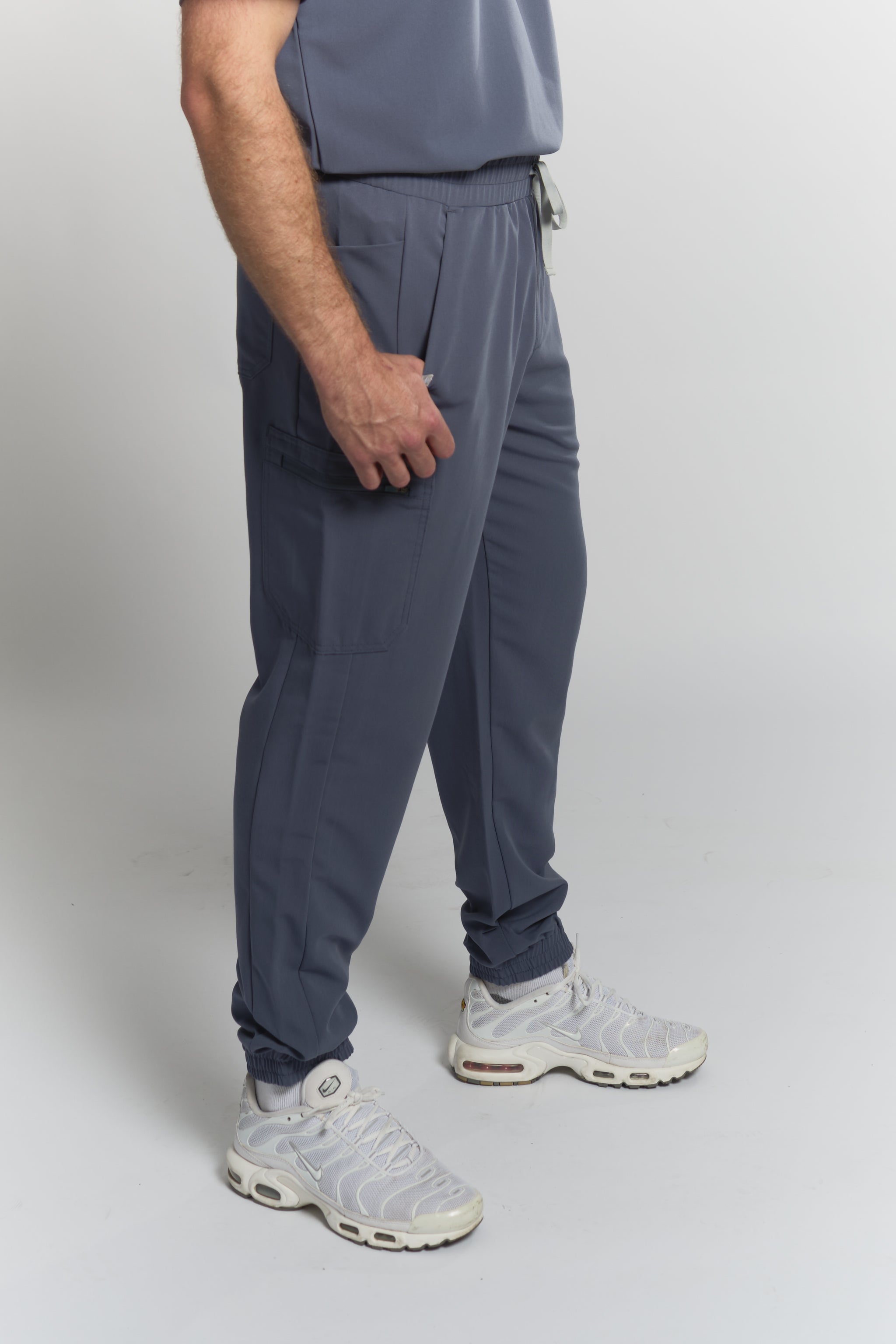 Pantalon de gommage Kian Jogger – Gris orageux