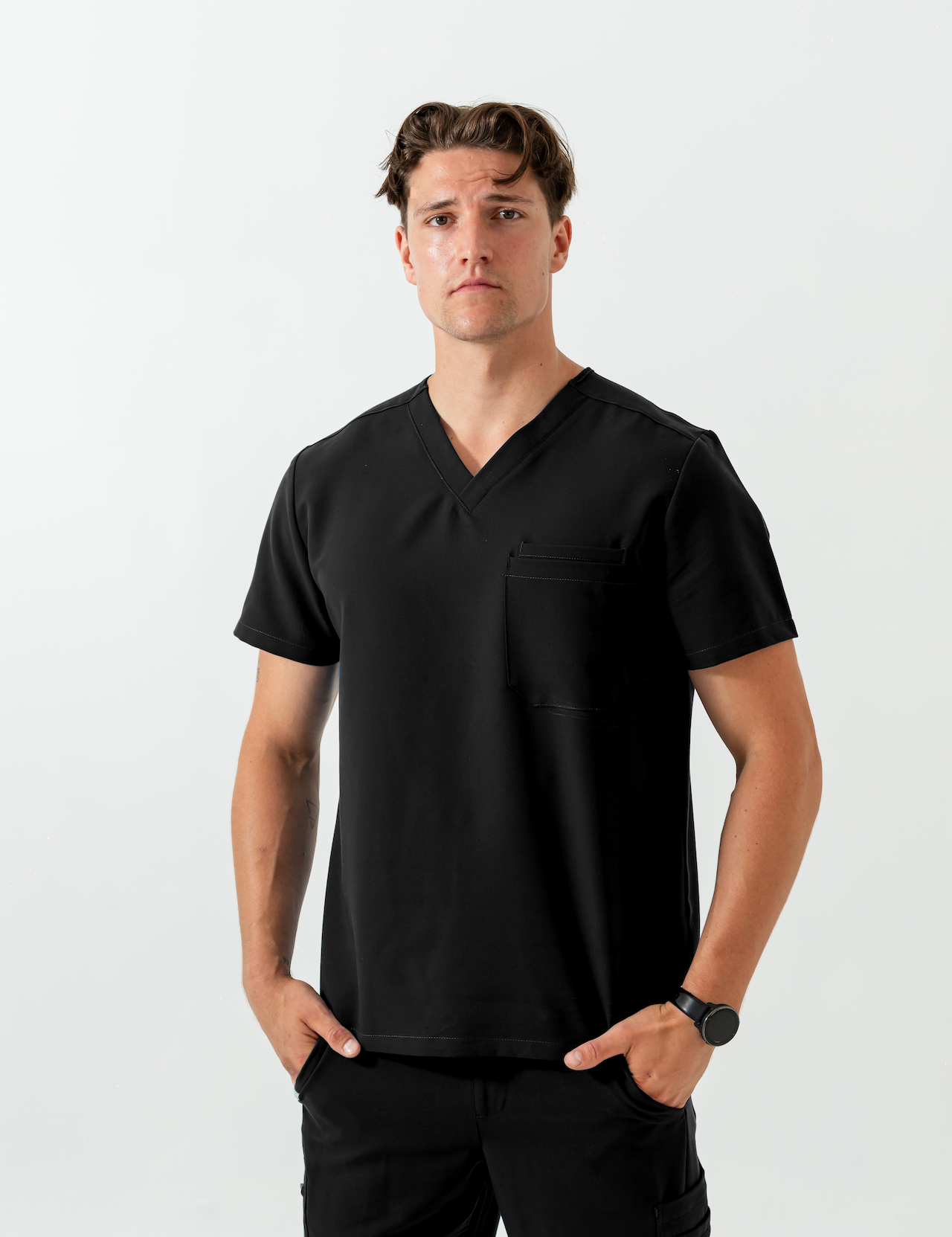 joiia-liam-scrub-top-black-male-canada.png