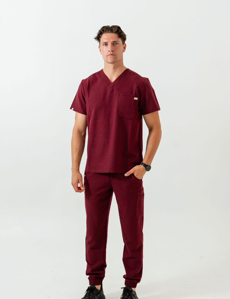 joiia-liam-scrub-top-burgundy-male-canada-1.png