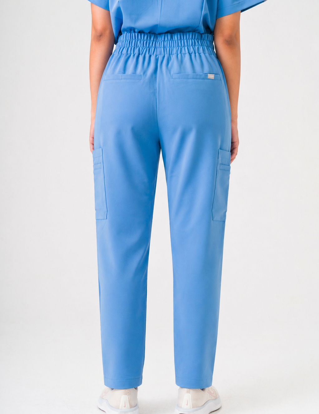 joiia-lulu-pants-scrubs-pants-canada-female.png
