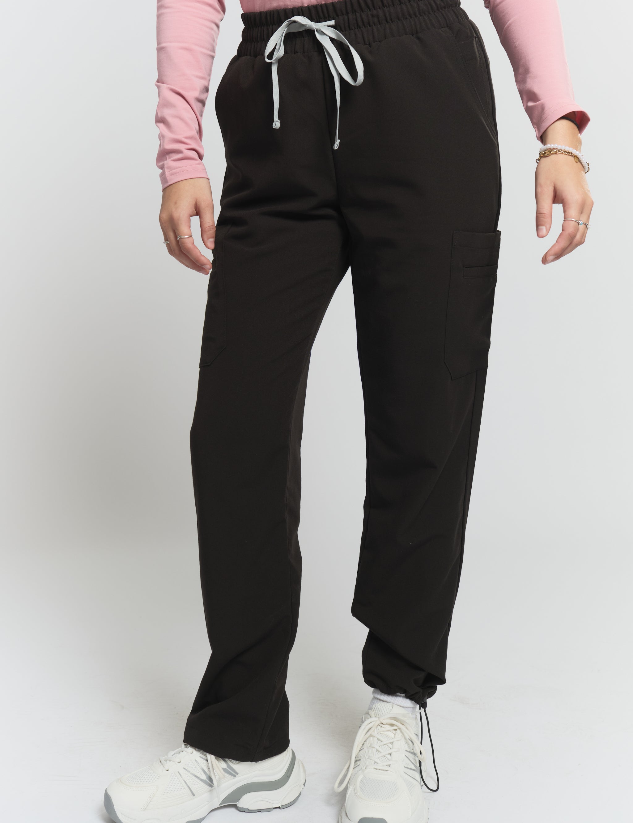 joiia-lulu-straight-leg-scrub-pants-black-female-canada.jpg