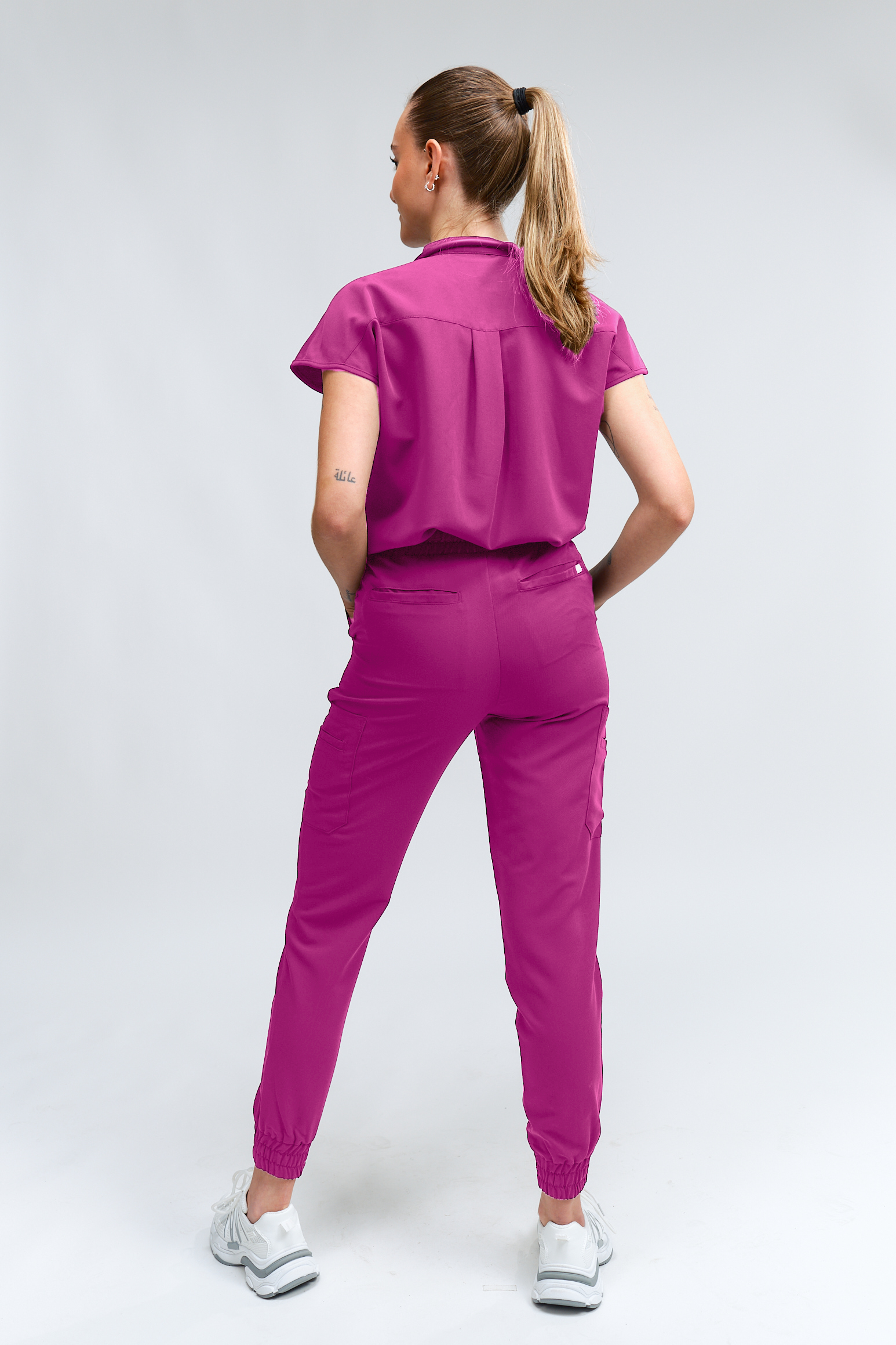 Haut de gommage Ophelia à manches courtes – Fuchsia