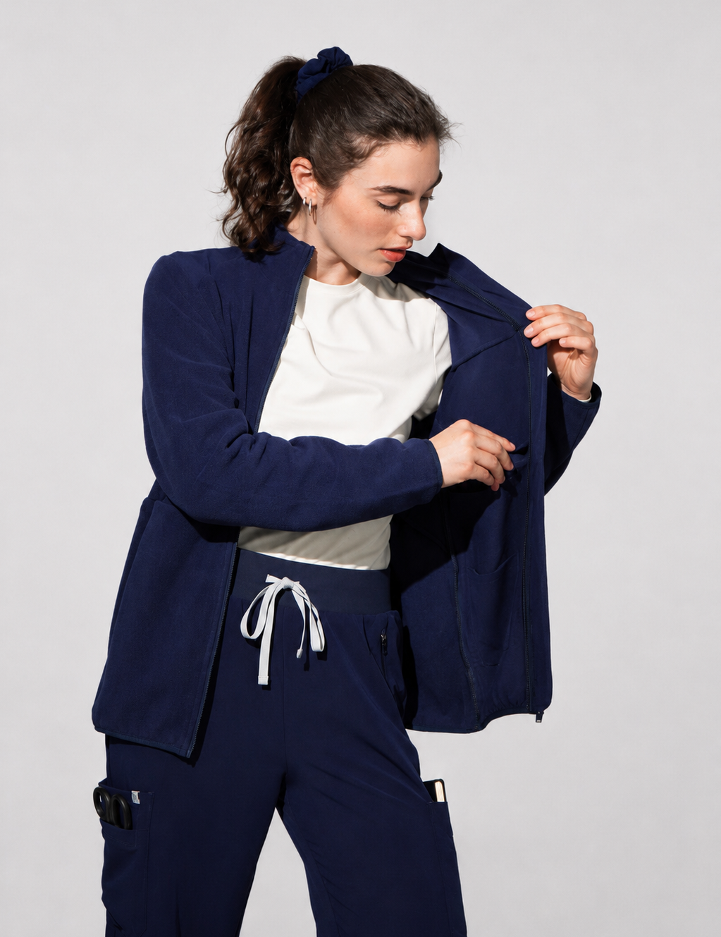 joiia-sarah-navy-jackets-female-canada.png