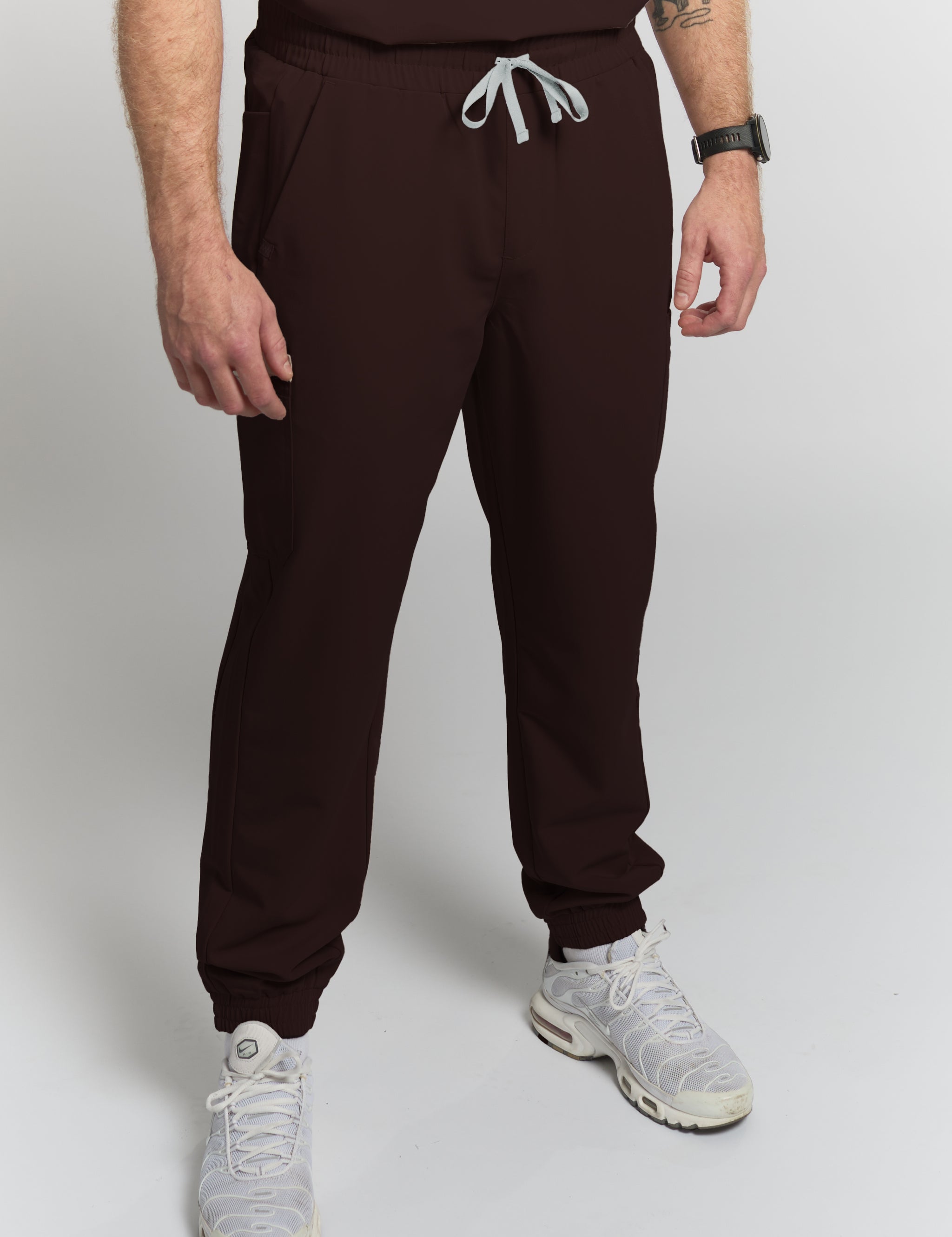 kian-jogger-scrub-pants-espresso-male-canada-joiia.jpg