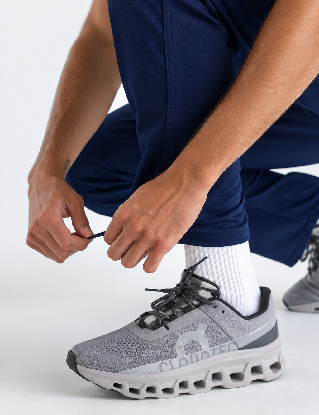 navy-men-luca-scrub-pants-joiia_f1ee375a-ce8f-402e-9bbb-0a3e1f2bcdc5.png